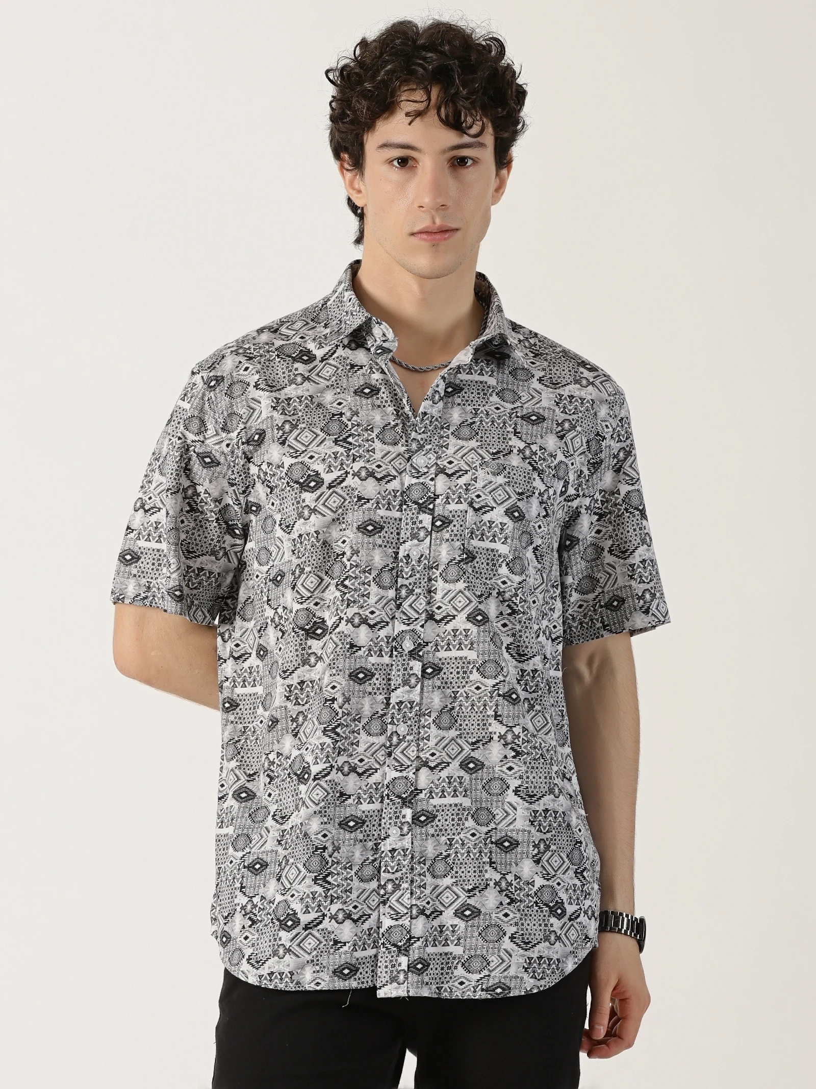 Men’s Grey Geometric Ethnic Print Short Sleeve Shirt